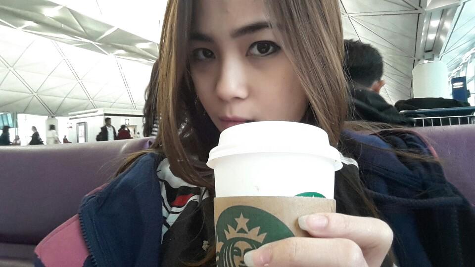 "<a href="/WindRain7/">windrain</a>: Aishhh tatapannya >,< RT <a href="/mi_ChristyChiBi/">ChristySauraNoelaUnu</a>: ngopi sore ☕ "
