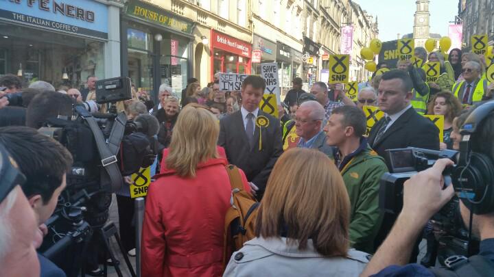 Steven4Stirling's tweet photo. Nicola in #Stirling NOW!
Great atmosphere!
#VoteSNP #GE15 #StevenforStirling http://t.co/5lQyD6hqw5