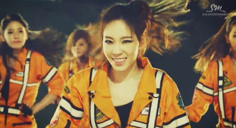 seulililac's tweet photo. SNSD 'Catch me if you can' mv (CAP) Taeyeon #CatchTaeyeon #catchGG #CatchMeIfYouCan http://t.co/vR0NyOLbqt