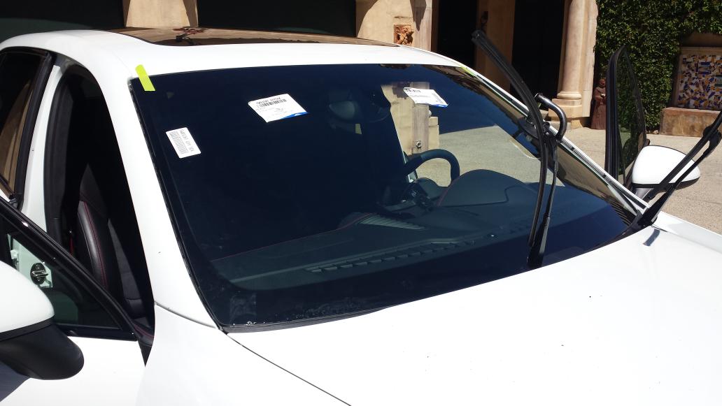 ShelbyAutoGlass's tweet photo. #Porsche #Cayenne #windshield installation in #Temecula http://t.co/P148p7z8ZF