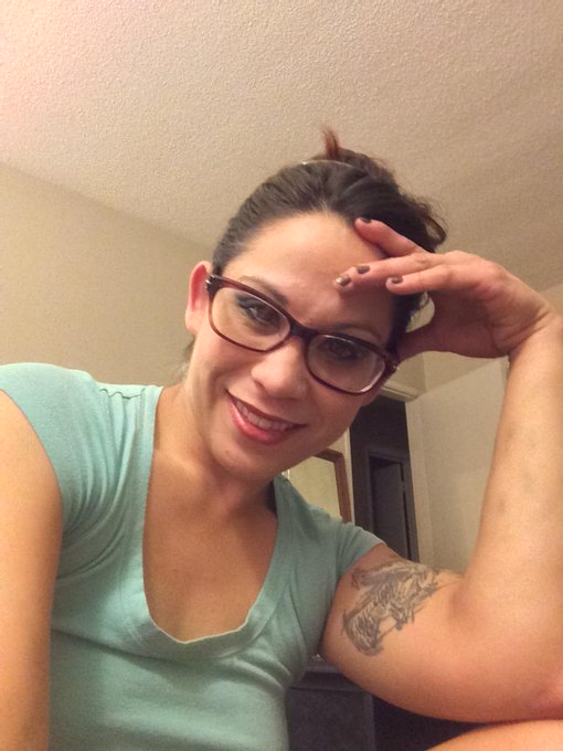 Finally got new glasses! What do you think sexrtary or hot teacher/librarian?! http://t.co/fGd7Oz5DP<a href="/tag/oralqueens"class="tags"><span>#oralqueens</span></a>