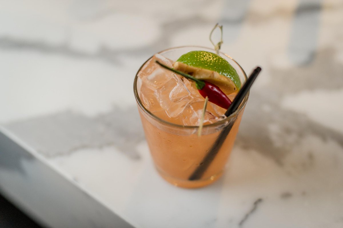 It's the weekend - time to celebrate with a drink #cocktails #melbourneCBD