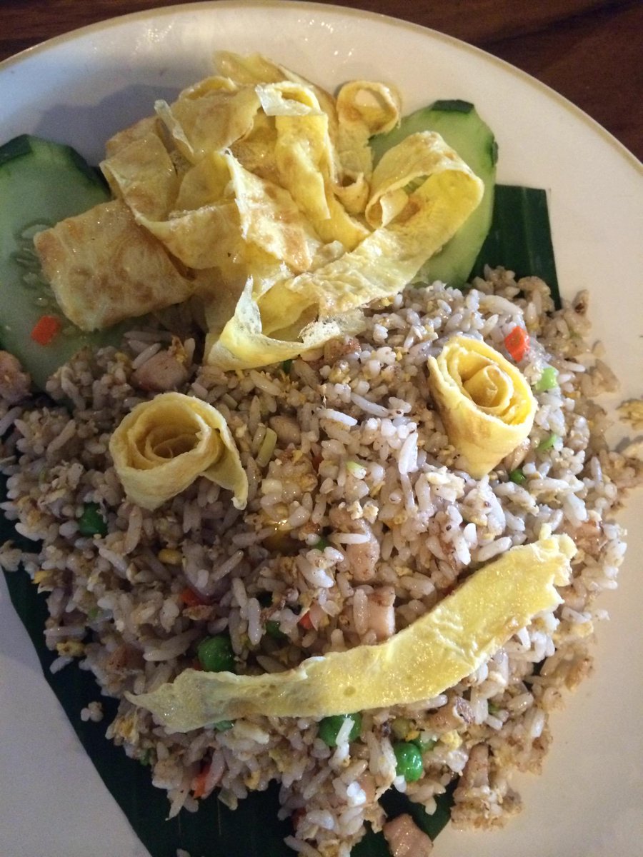 rhans77's tweet photo. Kiddy Fried Rice just for your Lil one ❤️ (@ Alamak !!! The Singapore Makan Place Lah...) https://t.co/2i2xqOmSsg http://t.co/3fTMtkDZ3l