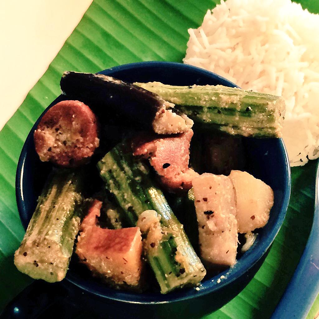 chefananya's tweet photo. #sukto #homemade #fresh #soulfood #banlacuisine #Kolkata #kolkatafoodie #foodBlogerAI #zeekhanakhazana #foodfood http://t.co/Ao3jPVs19D