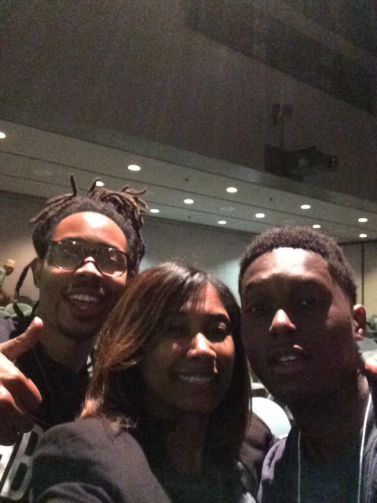 tarenia's tweet photo. @Qeyno @UNCF still on cloud 9 from winning 1st place with our Comfy Consult App #ICEHACK http://t.co/spaFCGPHV0