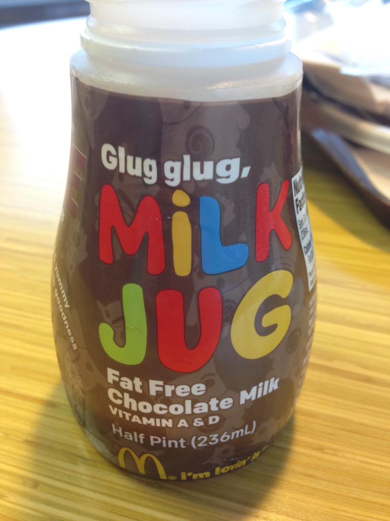 AmandaReneaZ's tweet photo. @NeverNotFunny @jimmypardo What's really in this milk? #findout #Glugg #scared #gobsandgobs http://t.co/DhQGfHsu6z