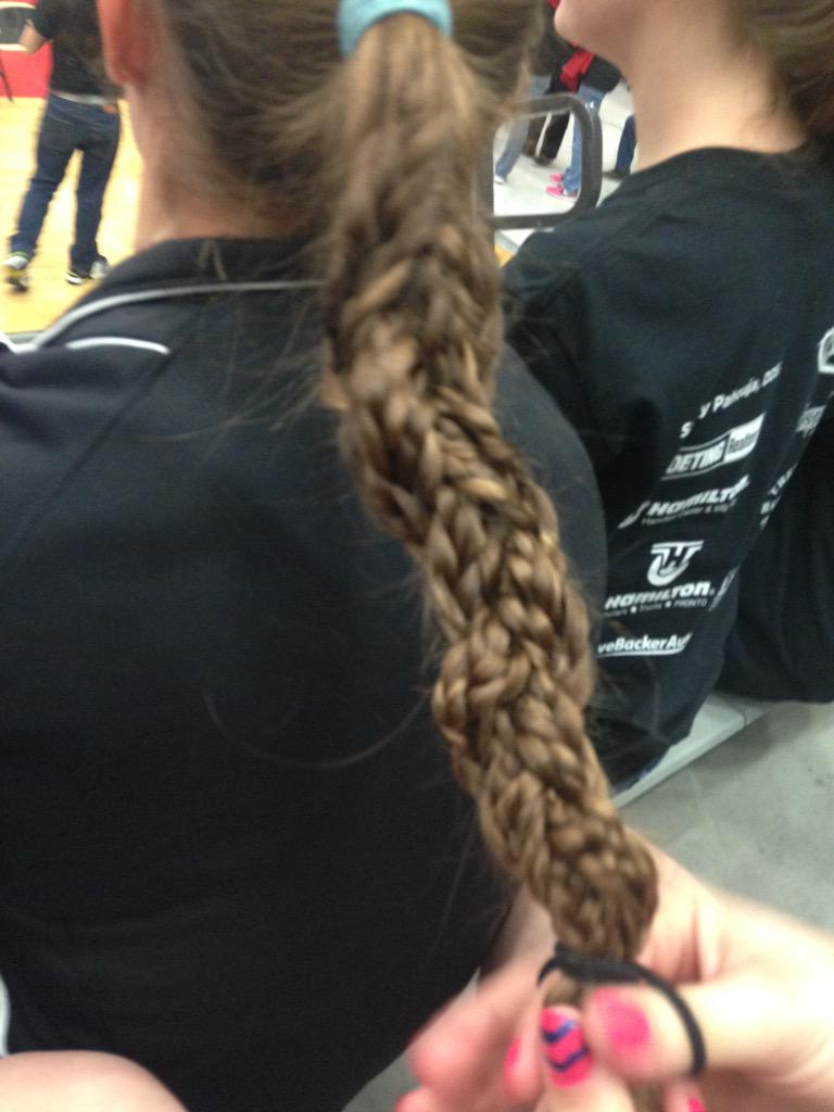 3BeccaJ's tweet image. #braidception #walkohhs2015