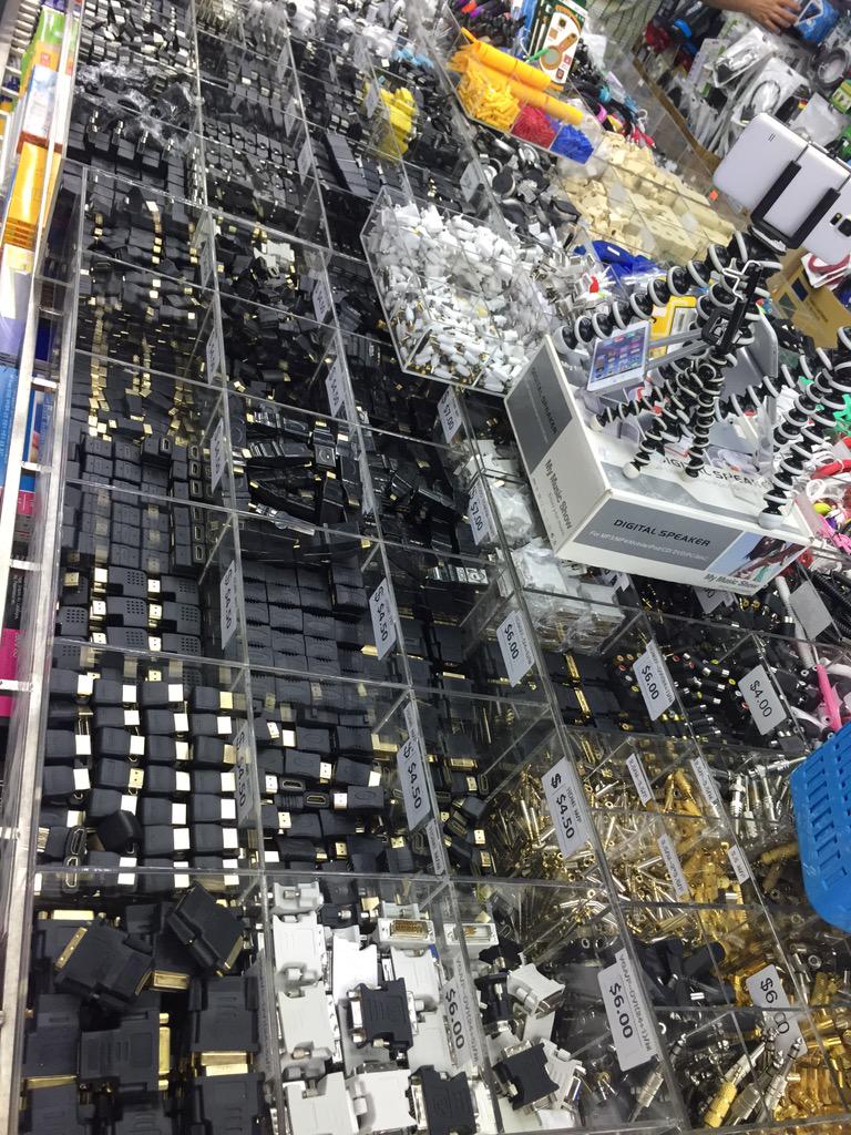 brettwebb's tweet image. Awesome stuff in #simlim #tech #singapore