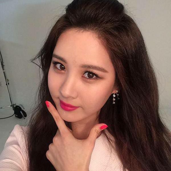 [PIC][20-04-2015]SeoHyun xuất hiện trên ấn phẩm tháng 5 của tạp chí " Cosmopolitan" CCOHtQGUsAA_pDR