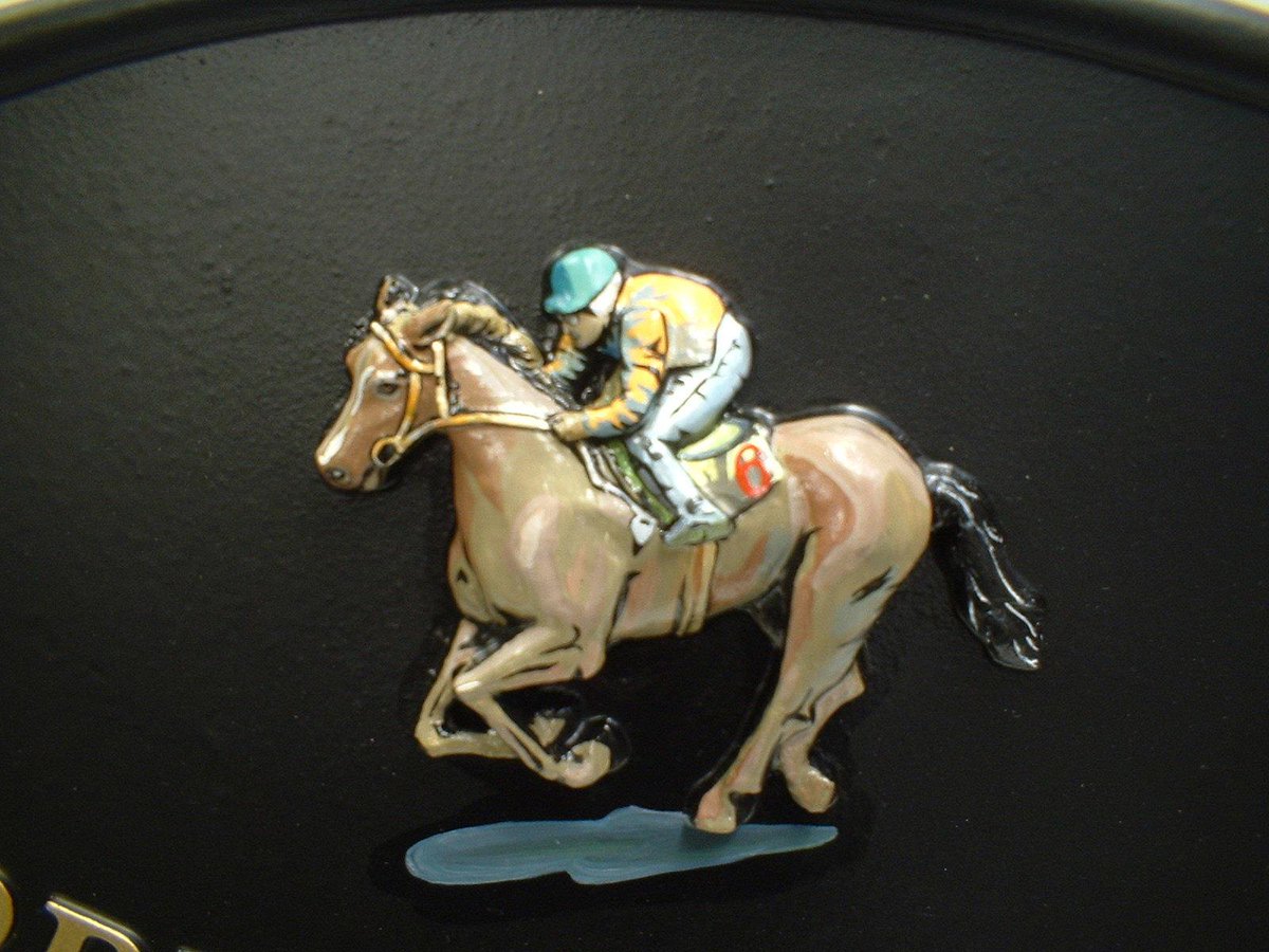 vghousesigns's tweet image. Choose your own horse colours on you house sign this weekend villagegreensigns.co.uk/product_detail…  #grandnational #houseplaques