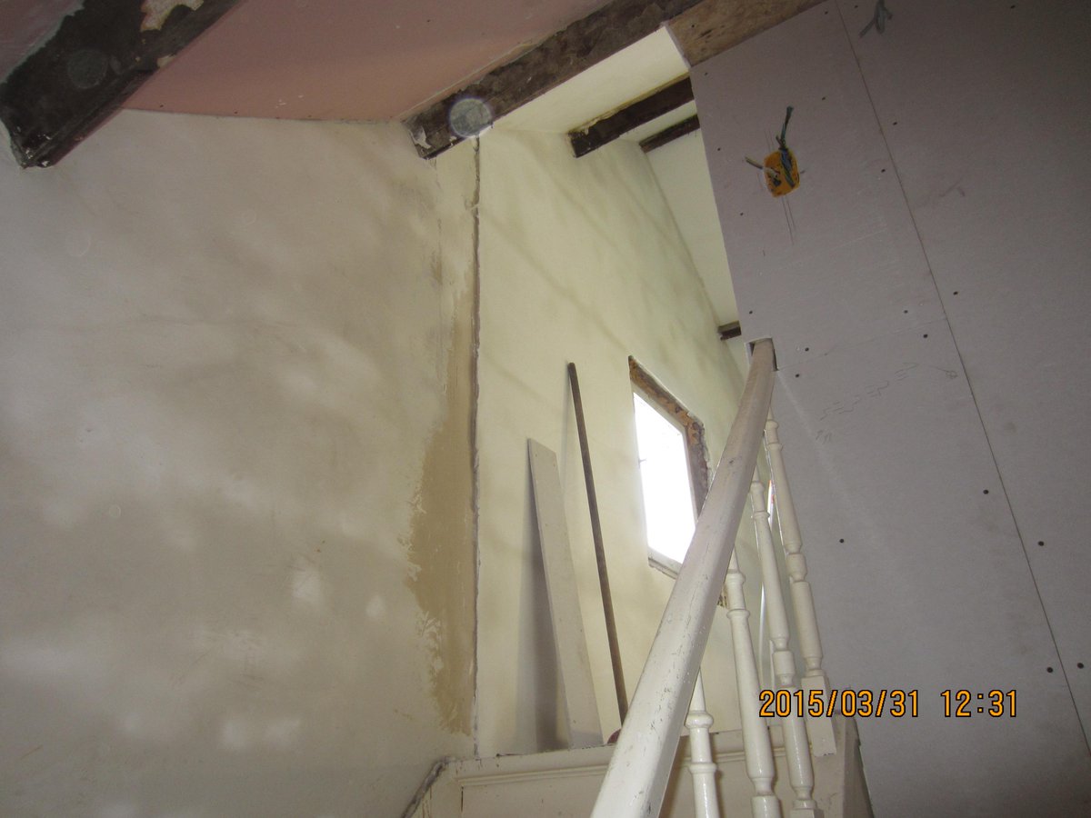 JeanGrell's tweet image. Rénovation complète d'une maison modeste : Les travaux continuent !