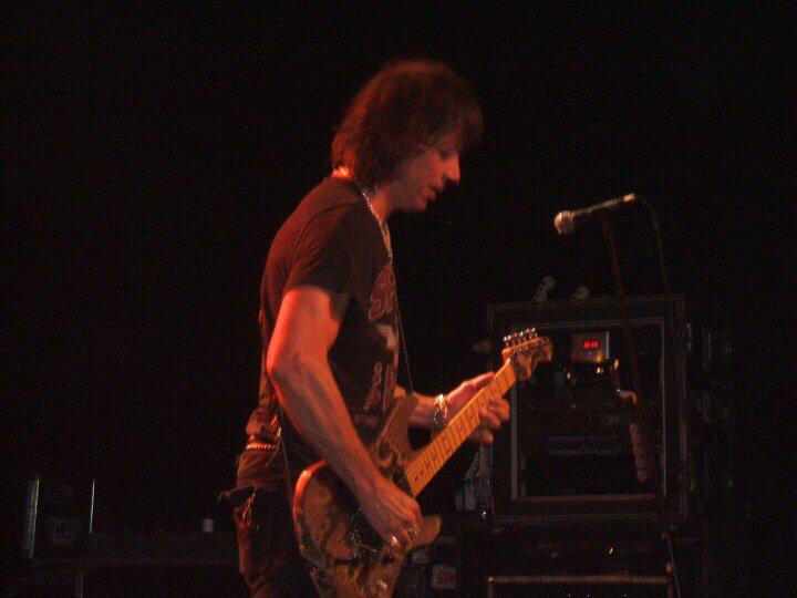 Happy birthday Warren DeMartini 
