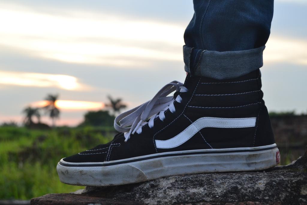 paul walker vans sk8 hi