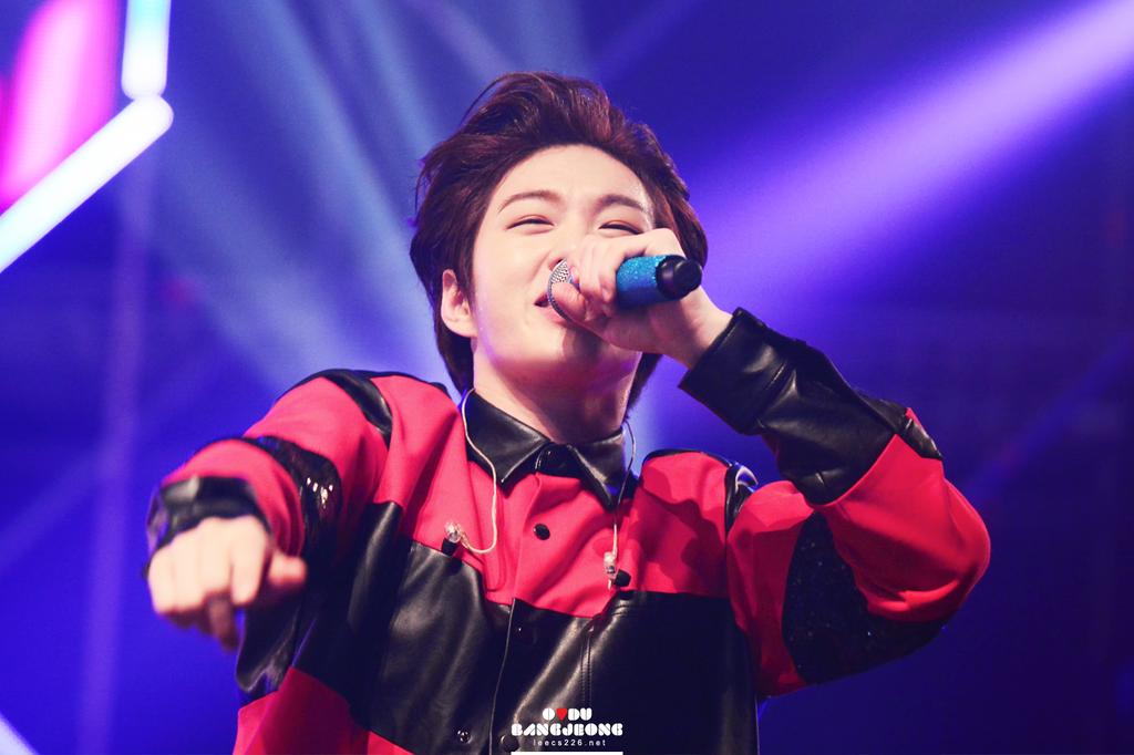 ChangsubFAM's tweet photo. [PIC] 150404 BTOB #Hellomelodyinbusan - Changsub 
Cr.ODUBANGJEONG #3 http://t.co/vtm9mJhn0H