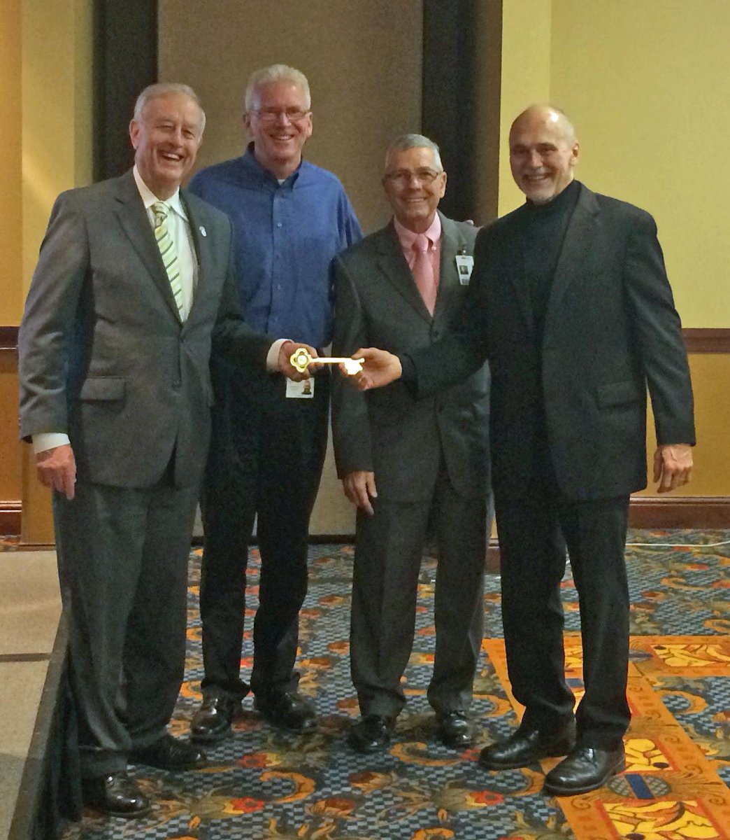 drstephensroka's tweet photo. Legends at #iowaalted @TGHeden
Tammy Chelf @EdisonAcademy1 Ray Morley, 45 yrs Alt Ed,
Mayor Gluba @cityofdavenport http://t.co/uCp0fL6dFL