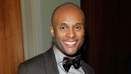 HAPPY BIRTHDAY ... KENNY LATTIMORE! \"FOR YOU\".   