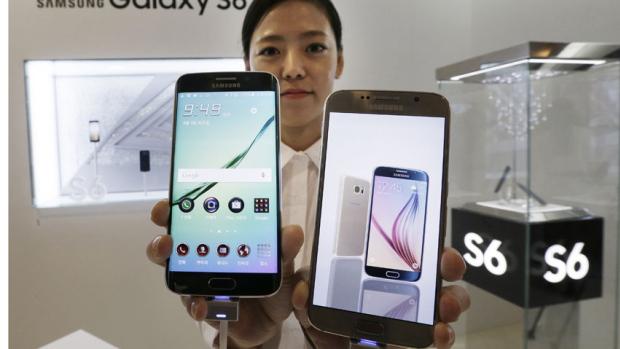 jaime_callica's tweet photo. Samsung Galaxy S6 shipments expected to break records #S6Lineup @SamsungCanada http://t.co/SvqD1PxVFS