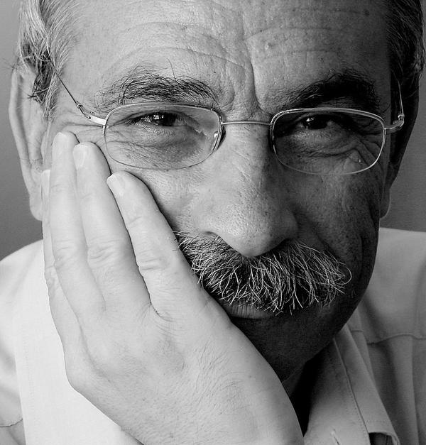 iyitweet's tweet photo. "Sizin mümkünleriniz, düşmanlarınızın imkanlarıdır."

/İsmet Özel/ http://t.co/IE9AaglVVV