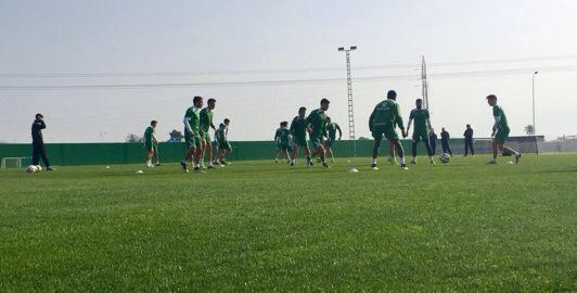 No es casualidad que hagan una foto al rondo y estén pagando <a href="/peral92/">Jose Antonio Peral</a> <a href="/Nacho_Porcar/">Nacho Porcar</a> #canallas