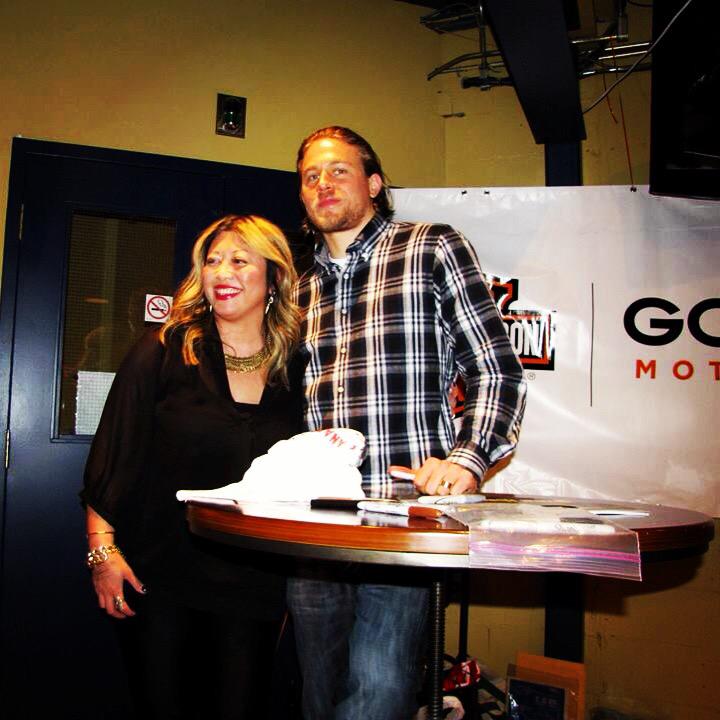 earleeng22's tweet image. Happy birthday to this hottie. @ECharlieHunnam #missingJax #fbf #FlashbackFriday #BestDayEver #CharlieHunnam 😍😘❤️