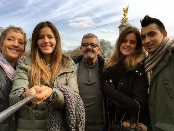 00Frequency's tweet photo. El viaje de @Malenacosta7 en su blog!! http://t.co/4BljVAEECf #RetoViaje #FashionFridays46 http://t.co/izuRC8Kj19