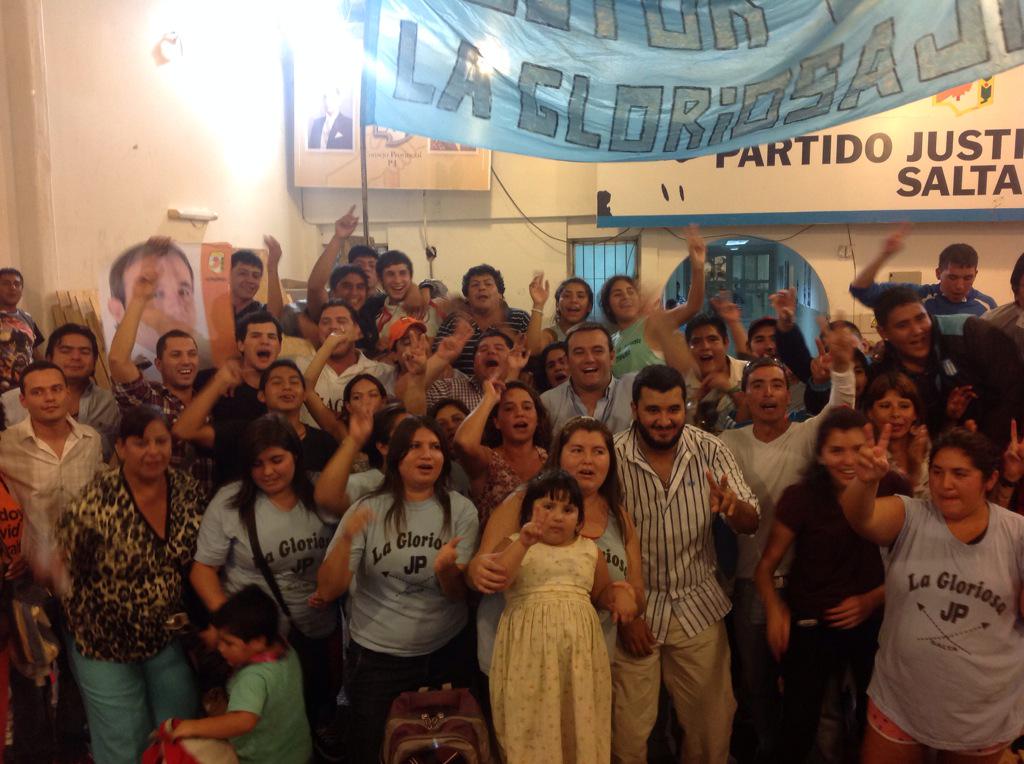 Creer_Salta's tweet photo. Todos unidos triunfaremos @UrtubeyJM @LucasJGodoy @javierdavid72 @facucattaneo @guserralta @irenesolerc #Lista209 http://t.co/SblAsWcKMk