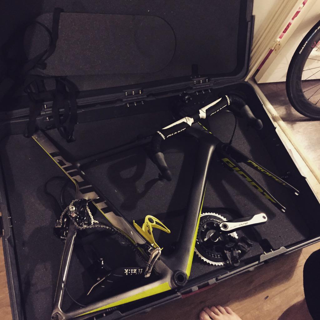 davidrkirk_'s tweet photo. Bike packing for @PowermanNL #Euro Duathlon Champs this weekend representing @BritTri @spokes_bagshot @bonktriathlon http://t.co/qsIxEMznMA