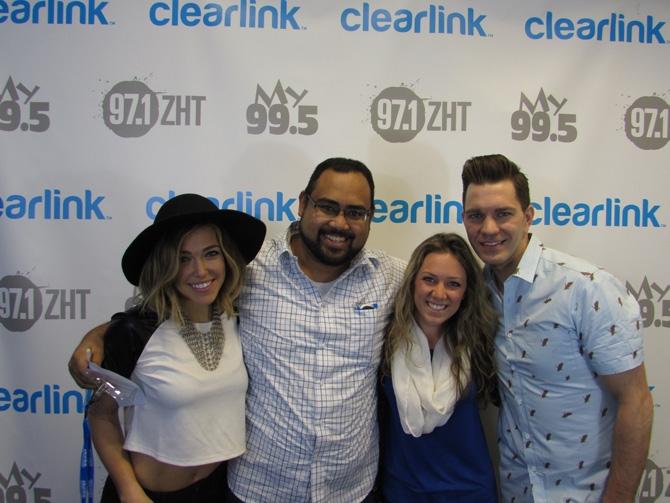djivang5's tweet photo. Loved meeting andy grammer and rachel platten last week http://t.co/ekc5U9oaud