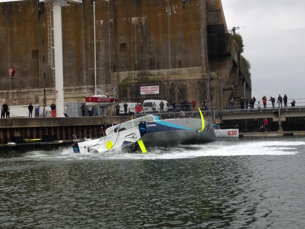 SafranSailing's tweet image. Tests de retournements réussis pour le bateau Safran #IMOCA60 #Voile