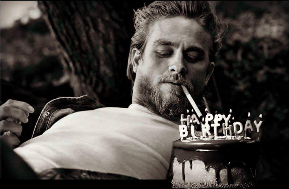 Happy Birthday Charlie Hunnam So glad I got my blue ray set of Greatest show eveeer!!! 