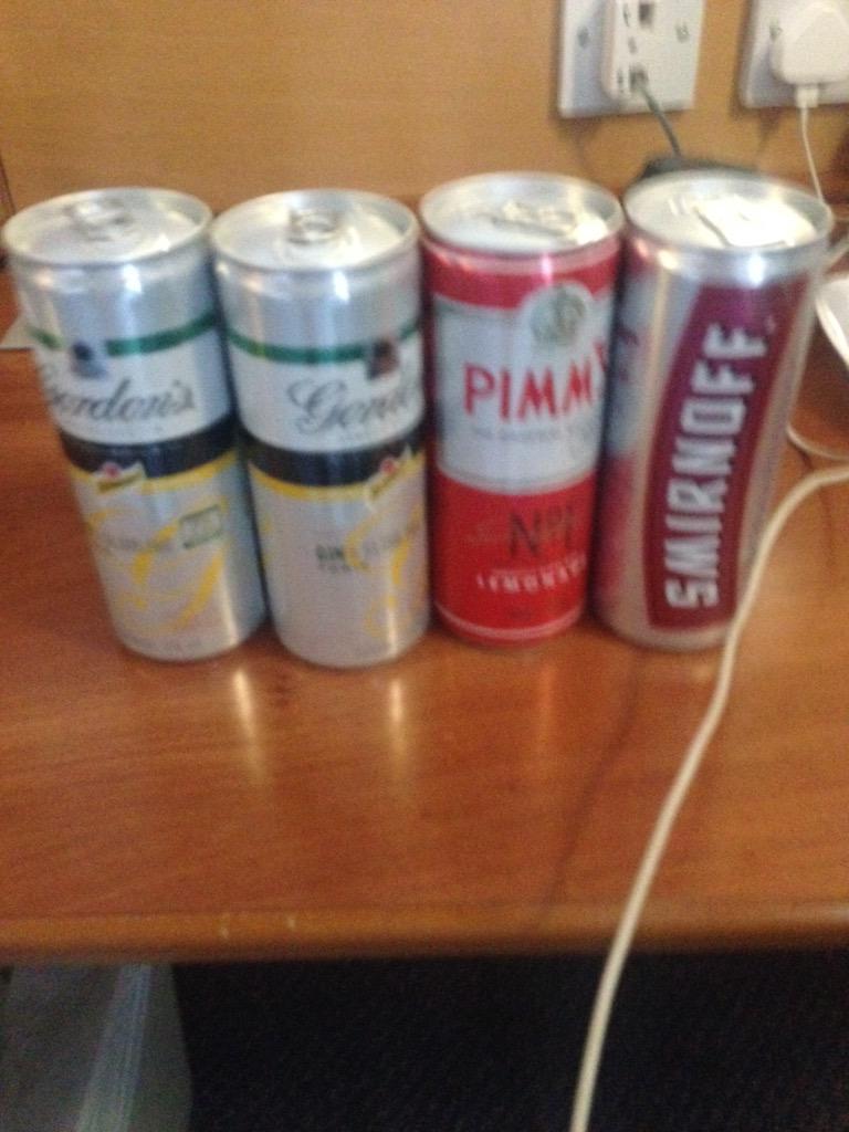 therealstuwhite's tweet photo. Pre drinks in the room #adams-colley#307#party http://t.co/fT1IB6hKv6