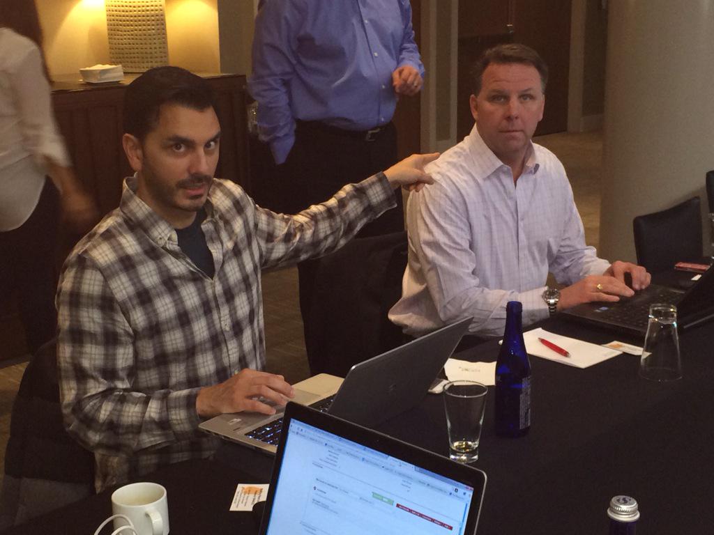 stevenkleinjive's tweet photo. #jivemsp @joeylevi42 poking @TimFXFitz #socialpoker http://t.co/ZASYPWmohJ