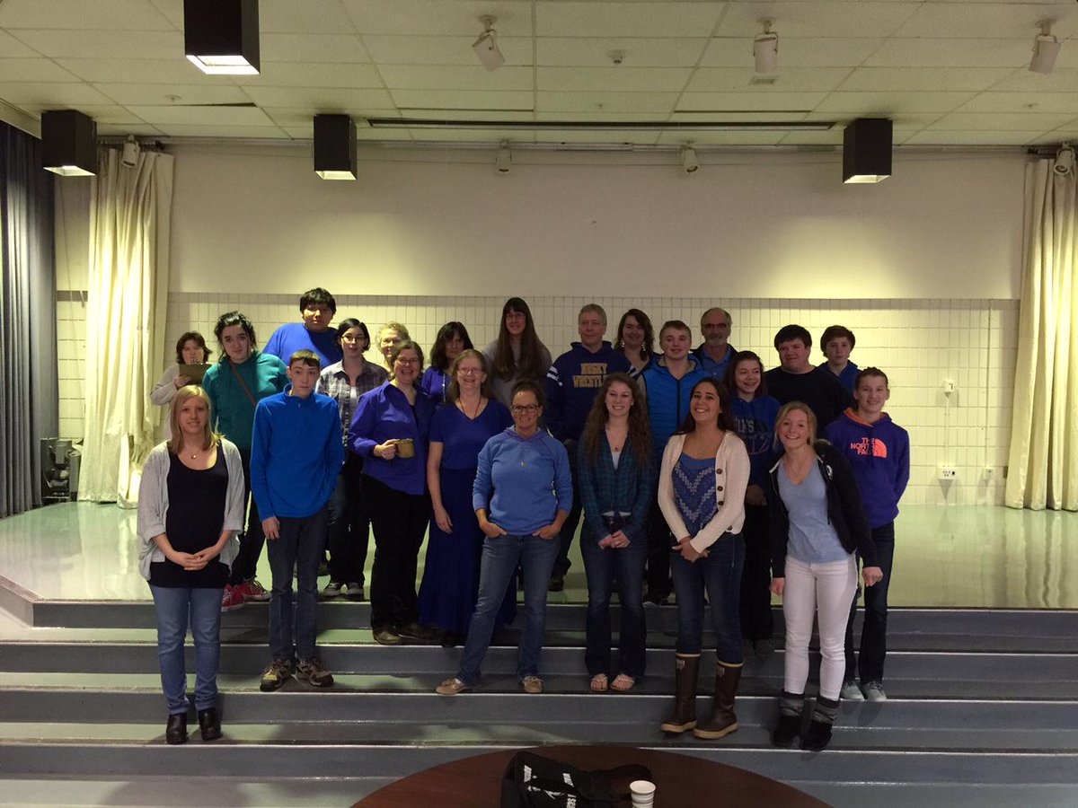 AVVALASKA's tweet photo. Thank you Valdez High School Staff &amp; Students for wearing blue!! WE Appreciate you!! #GOBLUEDAY #AVVALASKA #AVVVALDEZ http://t.co/0Is6lKnTY7