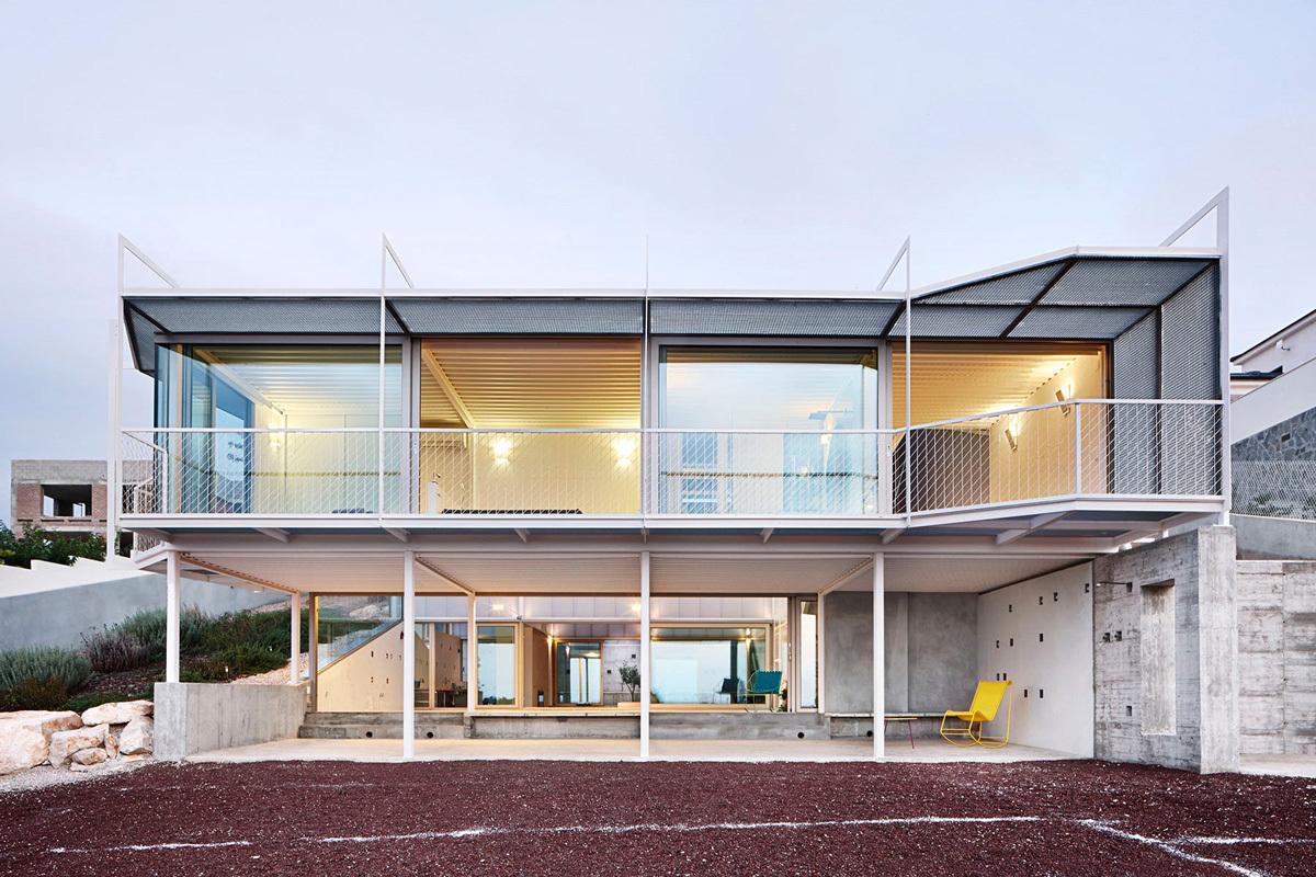 Catalogo_ARQ's tweet photo. Seasonless House (España) Casos de Casas
+ Imágenes en: http://t.co/10BkbLtS4X http://t.co/5kHaCIpZsF