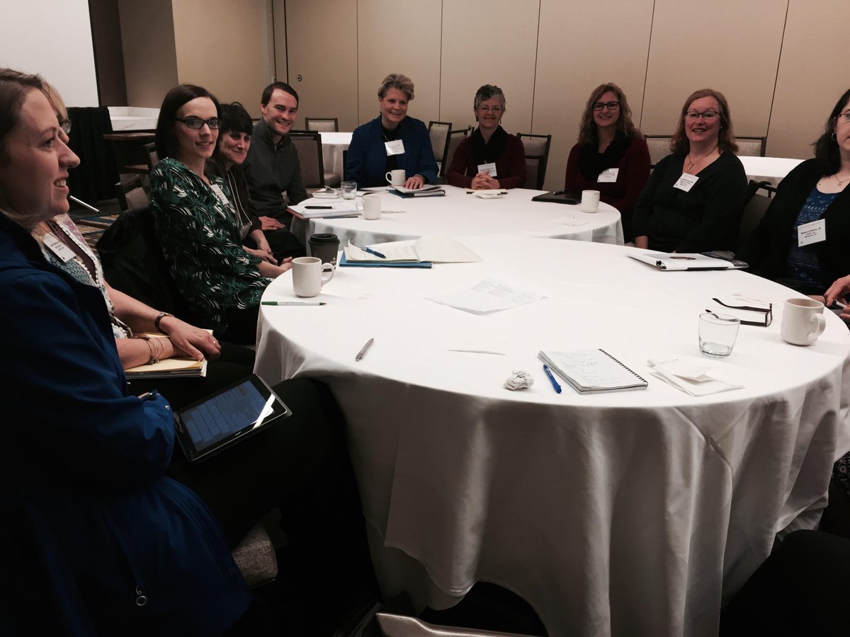 NCLSNetwork's tweet image. NCLSN members meeting up at the @National_MLP Summit this morning! #medleg15
