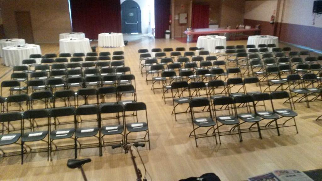 PSCMollet's tweet photo. Ja ho tenim tot preparat! presentació de la candidatura de l'alcalde #Monras a les 19.30h al Mercat Vell #Mollet http://t.co/t5gByfL3fM
