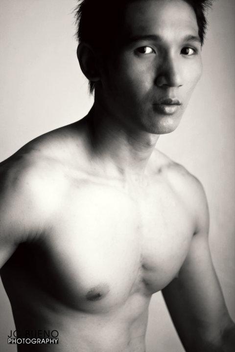 iamethanrufino's tweet photo. #FridayHotness2 #SarapNgPinoy ... Ian Bueno Co. #Yummyness http://t.co/3fry1nGu4P