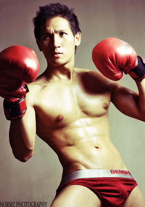 iamethanrufino's tweet photo. #FridayHotness2 #SarapNgPinoy ... Ian Bueno Co. #Yummyness http://t.co/3fry1nGu4P