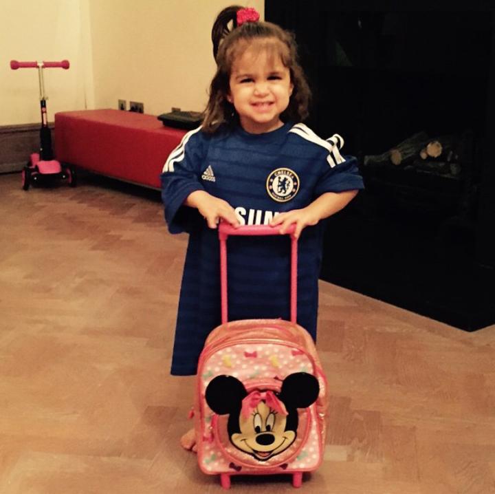Happy birthday to this little Chelsea supporter, Cesc Fabregas\ daughter, Lia Fabregas! 