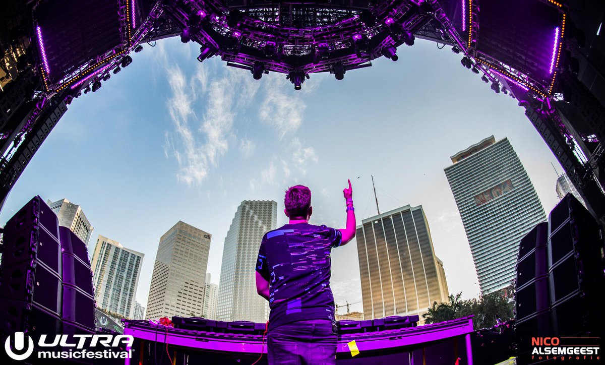 nickyromero's tweet photo. ULTRAAAAA SET NOW ON SOUNDCLOUD! :) ► http://t.co/gO4oCpCeyB http://t.co/EDFzf2s57P