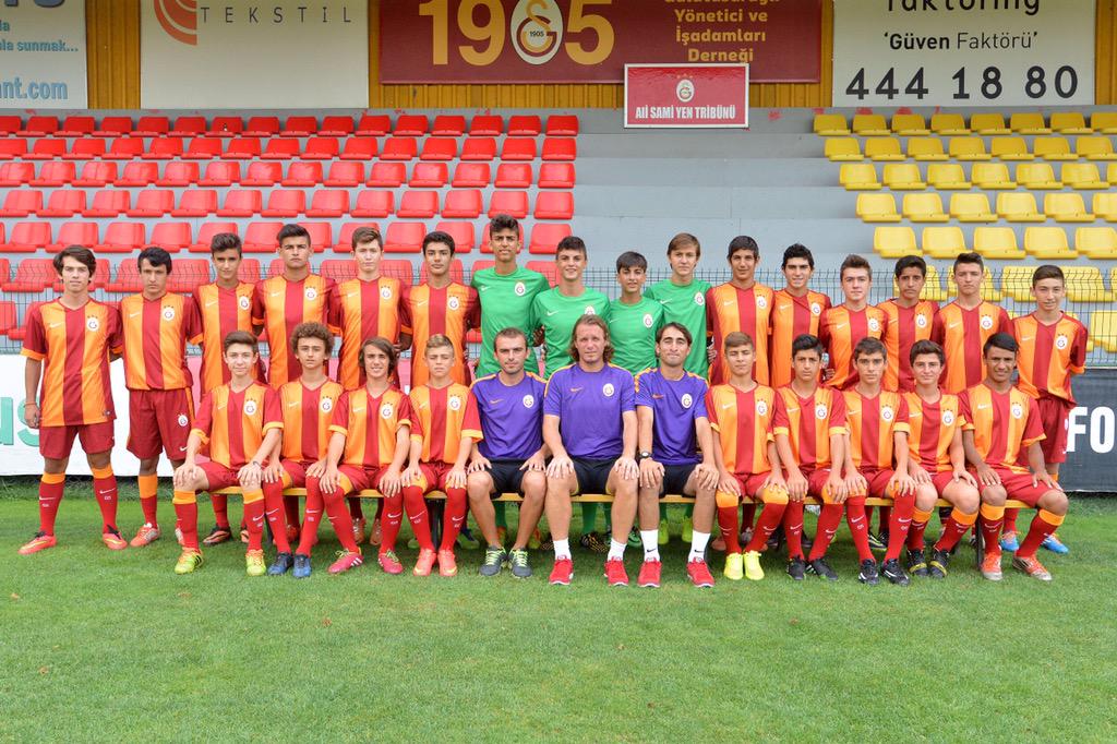 U15 Takımımız, Nike Premier Süper Finalleri'nin yarı final müsabakasında rakibi Bursa Arabayatağıspor'u 3-1 yendi.