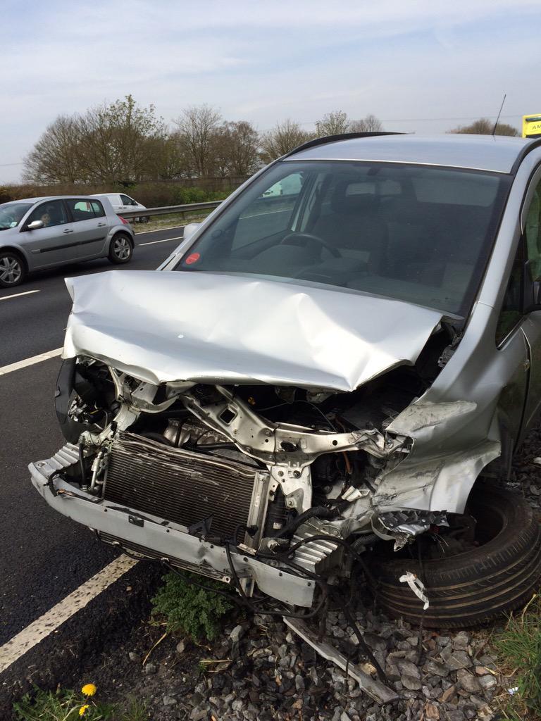 Exeter_PDU's tweet image. 3 children are alive thanks to seatbelts! #ClunkClick