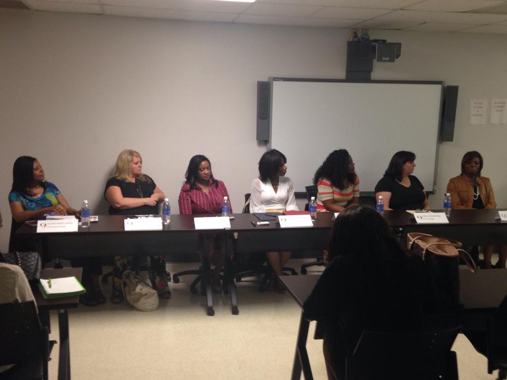 Journalistorian's tweet photo. @MSquaredPR @_tvmorris @360Media @KICKstrategy @kinseygroup @Enchantedpr @PReciseComm talks #PR #CDFSuccess #CAUMMA http://t.co/SSR5u5xCfp