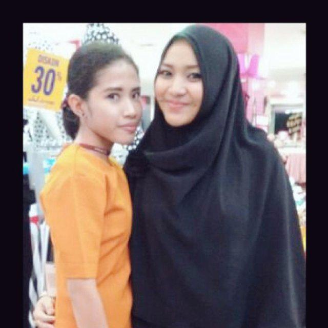 irdawati03's tweet photo. Ya allah sng bngt rasae....bs foto breng sm artis fida d'accademy...😊😊😊@FidaDAcademy http://t.co/TwTZSa6lrn