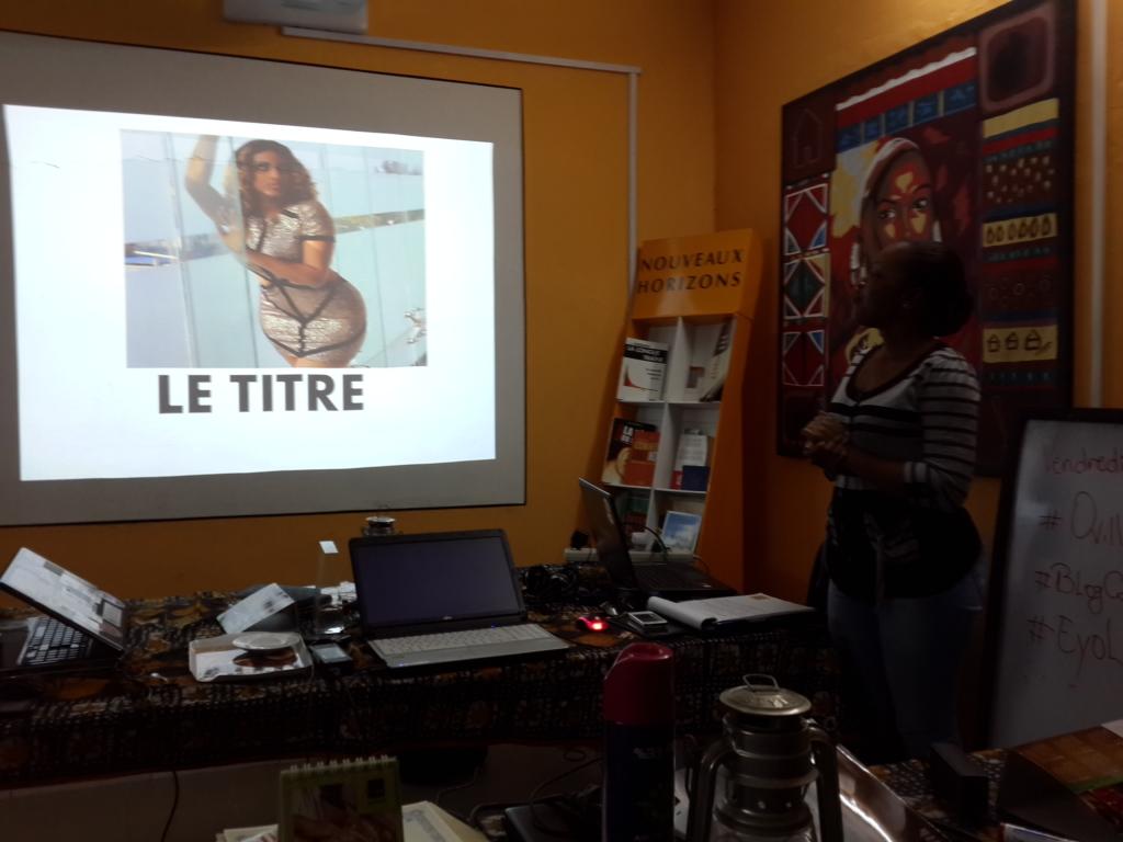 fyouzan's tweet photo. Voici comment @RitaSepi explique la pertinence du titre d'un article #Opitch #BlogCamp #Ovillage #EyoLab http://t.co/uBV1ugdnMD