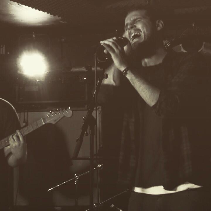 FreemanGarf's tweet image. Last gig......