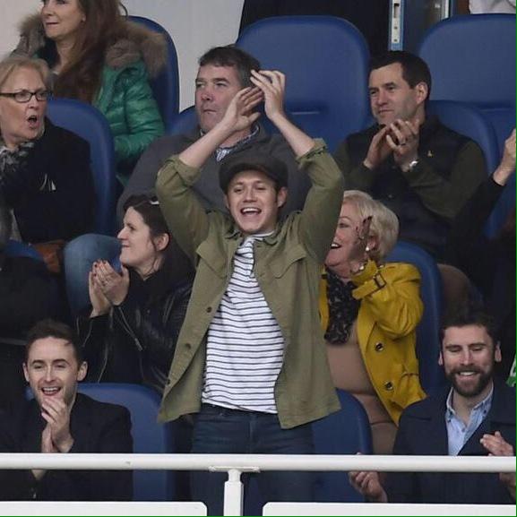 taelepathy7_'s tweet photo. "MODEST LOGO ISN'T ON THEIR SITE ANYMORE"
"BANDACC UNFOLLOWED THEM ON TWITTER"
FANDOM: 
#1DFinallyFreeFromModest http://t.co/7LViBCootT