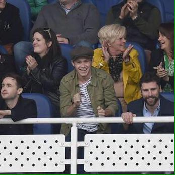 taelepathy7_'s tweet photo. "MODEST LOGO ISN'T ON THEIR SITE ANYMORE"
"BANDACC UNFOLLOWED THEM ON TWITTER"
FANDOM: 
#1DFinallyFreeFromModest http://t.co/7LViBCootT