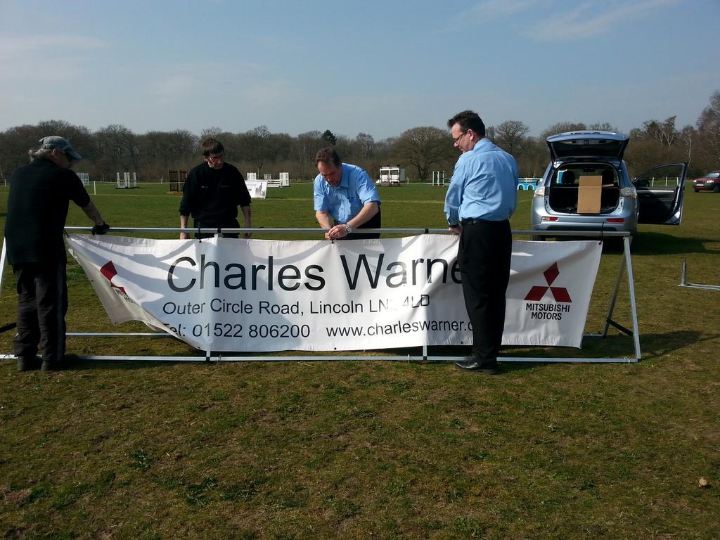 BaronHalpenny's tweet photo. @MitsubishiUK @charleswarners getting ready for #NDHT15 #SponsoringEventing #HorseHour @myfei_home @BEventing http://t.co/8ulJSA8J3K