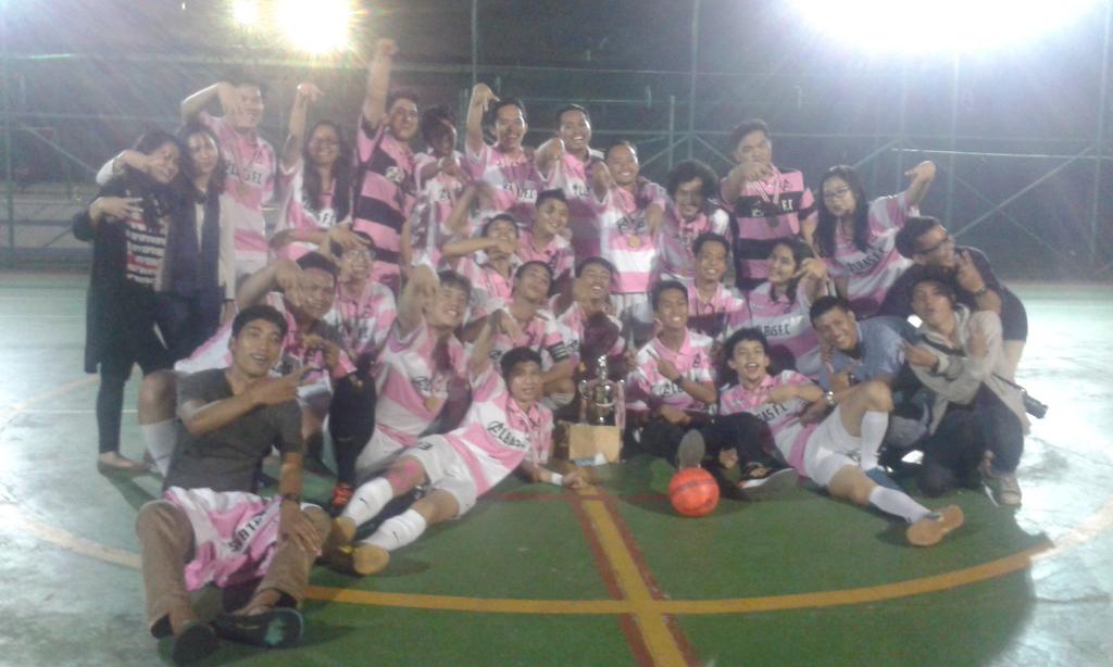 SCLSastra's tweet photo. Yeaaaay @ALBAS_FIBUI ! http://t.co/j8wlsug2mQ